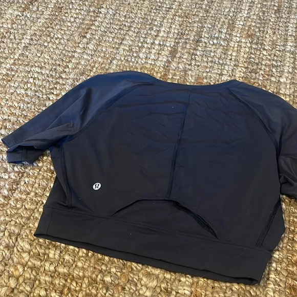 Lululemon Fine Force Short Sleeve Women's Black Run Cropped Fited size 8 - Picture 5 of 8